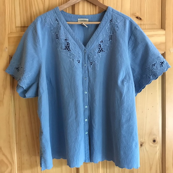 Essentials by Maggie Tops - Essentials by Maggie beaded blouse plus sz 30/32